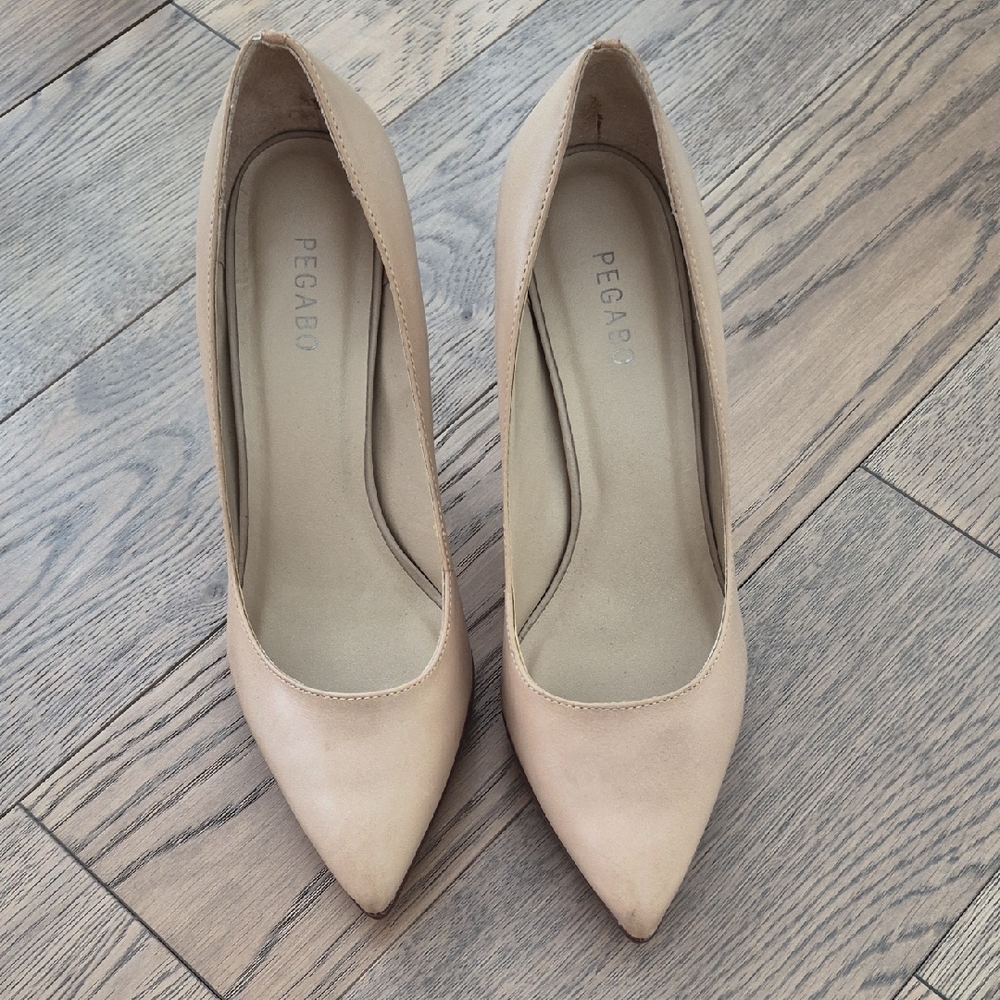 Women's Nude Heels